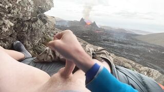 DUAL ERUPTION!! Draining off while seeing a volcano in Iceland explode