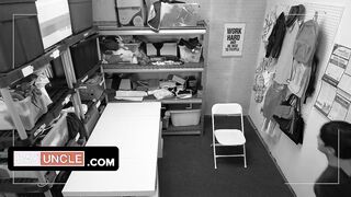 The Security Guard Reeked the Evidence and Had to Shag the Thief