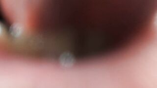 Extended close-up lens-munching