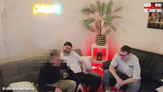 hetero Married Broker Plumbs, Fellates and Gets His Huge Manmeat Blown and His Rear entrance Asshole licked in a Threeway