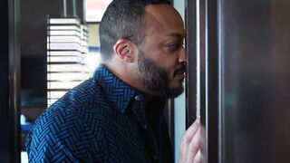 Youngster Lets Mummys Rendezvous Open up Open His Anus