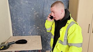 Tradie Stud Lil D gets idolized after work