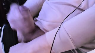 De la nada puse un vídeo en pornhub y terminé en es esta situación, una súper corrida intensa.