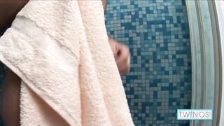 Bryan I Slick Taunt And Good-sized Jizm Cords On Six pack!