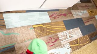 Frolic Green Socks with Crimson Pepper Pattern pres. by Earl Grin