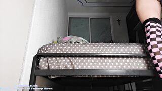 Super-cute femboy vibrates his greedy caboose with his gigantic faux-cock