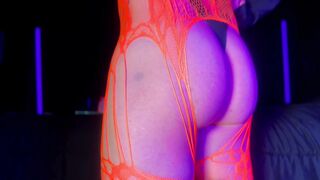 jaw-dropping femboy with gigantic butt luvs to taunt