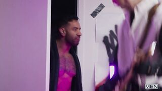 Bang-out, Tugs, and Rockin’ Fuck hole/ STUDS / Benjamin Blue, Mateo Zagal