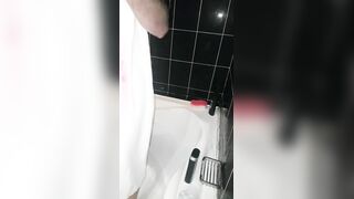 Bathroom red-hot Grind Stud