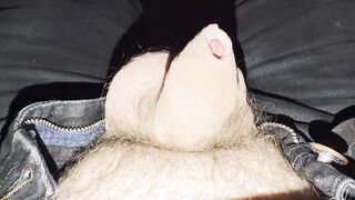 I splooged my lil dinky into a paper towel