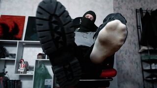 FOOTFETISH shoes, socks and feet of army man