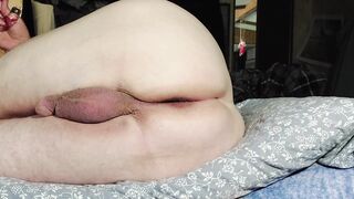 80 Hornyman11 taut Homo masculine rump for humping stretched with glass faux-cock