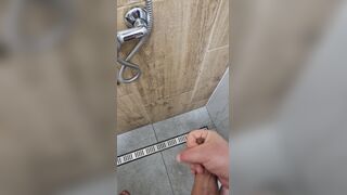 masturbating off in the douche with orgasm