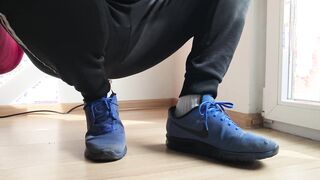 Nike Air Max Sneakers Taunt POINT OF VIEW