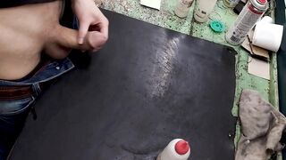 This is my WORKBENCH and I determined to FAP and JIZM ON IT!