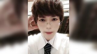 Air deep smooch for men with glasses! Salivating and convulsions jizz! 015