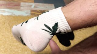 Homosexual Solo - Green Leaf Socks & Milky Cotton Fetish in Guest room