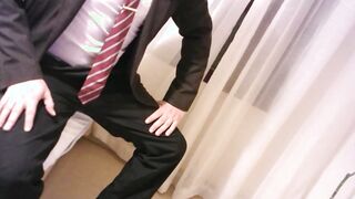 flashing my suit with crimson truss with stripes, to have fun with the