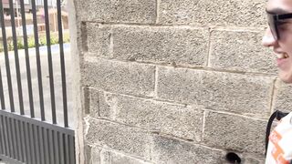 Hetero stud tempts lad bubblebutt