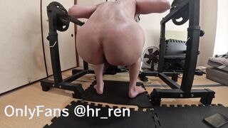 【筋トレ】全裸で勃起でスクワット Bare with an swelling, doing cowers