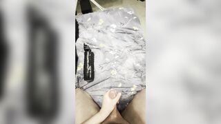 Hefty noisy groaning jizz shot fapping off