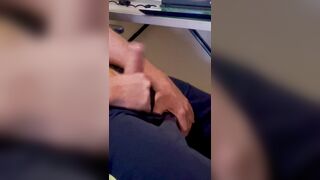 Fast money-shot but gigantic jizz flow