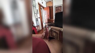 esclusive - johnny’s getting off