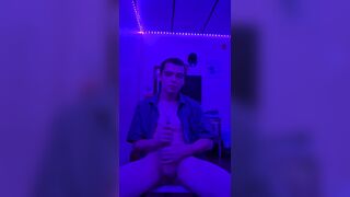 Masculine solo fapping 2 forearms 8 inches.