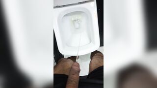 Mijando urinating fetiche de mijar