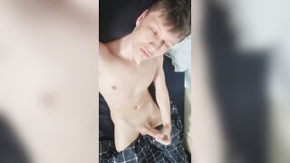 Gigantic shaft shoots a load