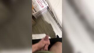 nineteen-Yr-Senior Twunk Plays With Himself on Camera