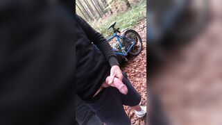 Jizzing in the forest