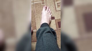 Who wants to slurp my soles?