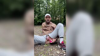 Chavlad in tracksuit is toying with his malepussy and is unloading like a gurl in public