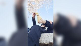 Varon con coño te muestra sus pies