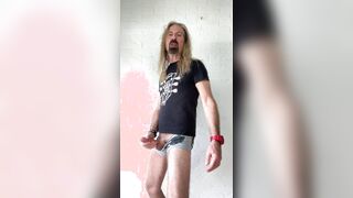 Longhairdude wanks and shoots in customized palms on Calvin Klein undergarments Gibson tshirt