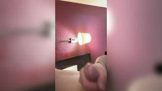 XXL Pop-shot in a cheap motel