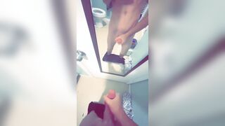 Father drizzle a thick fountain