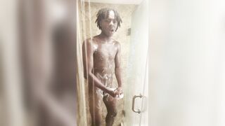 this teenie masturbates off in the douche nearly gets CAUGHT