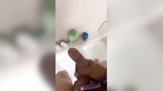 Paja rica en la ducha mmmm