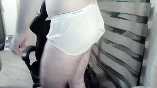 Scorching muscled cherry camboy taunts