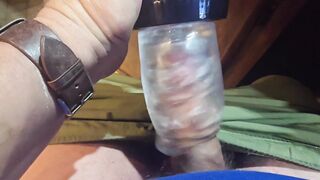 I enjoy this lovemaking plaything makes a jizz explotion