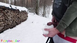 Peeing and wanking off in the winter forest with a shaft ring, snow on my trunk and demonstrating off my crevice.