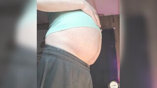 Gigantic Air - Abdomen Inflation with Air
