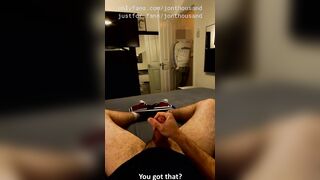 Str8 roomie dont give a shag what he observes