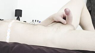 Dual jizz shot, 1st cum-shot is handsfree