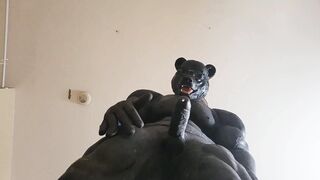 Huge ebony muscle grizzly blows a load palms-free-for-all