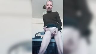 Andrew Pardue Shortdick stud song