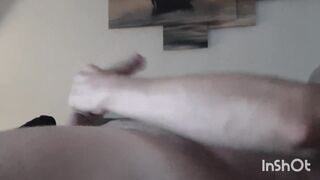 I woke up early with the urge to masturbate off, but I wasnt planning on nutting.