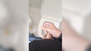Eric Knox exhilarates in wet hand job zeal